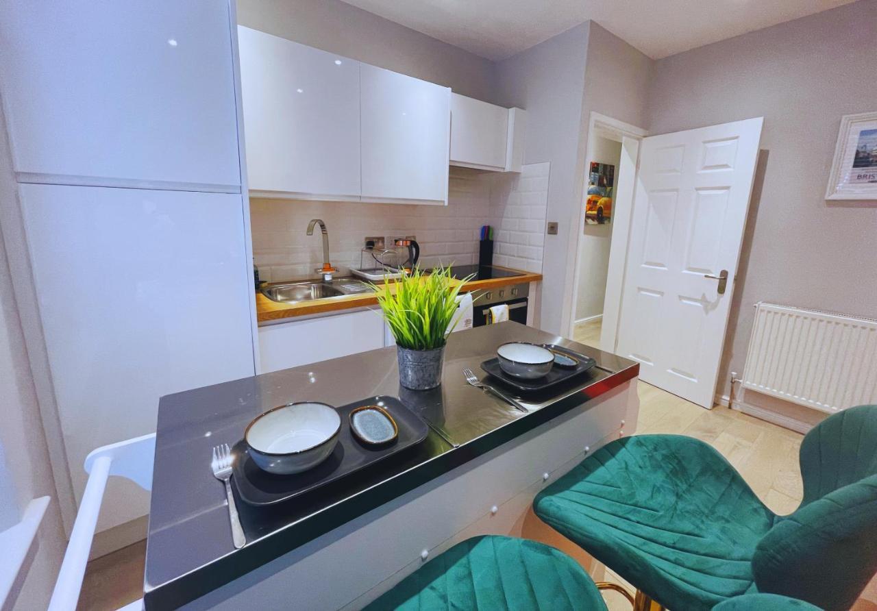 Bristol City Stays - Harbourside Apartments المظهر الخارجي الصورة